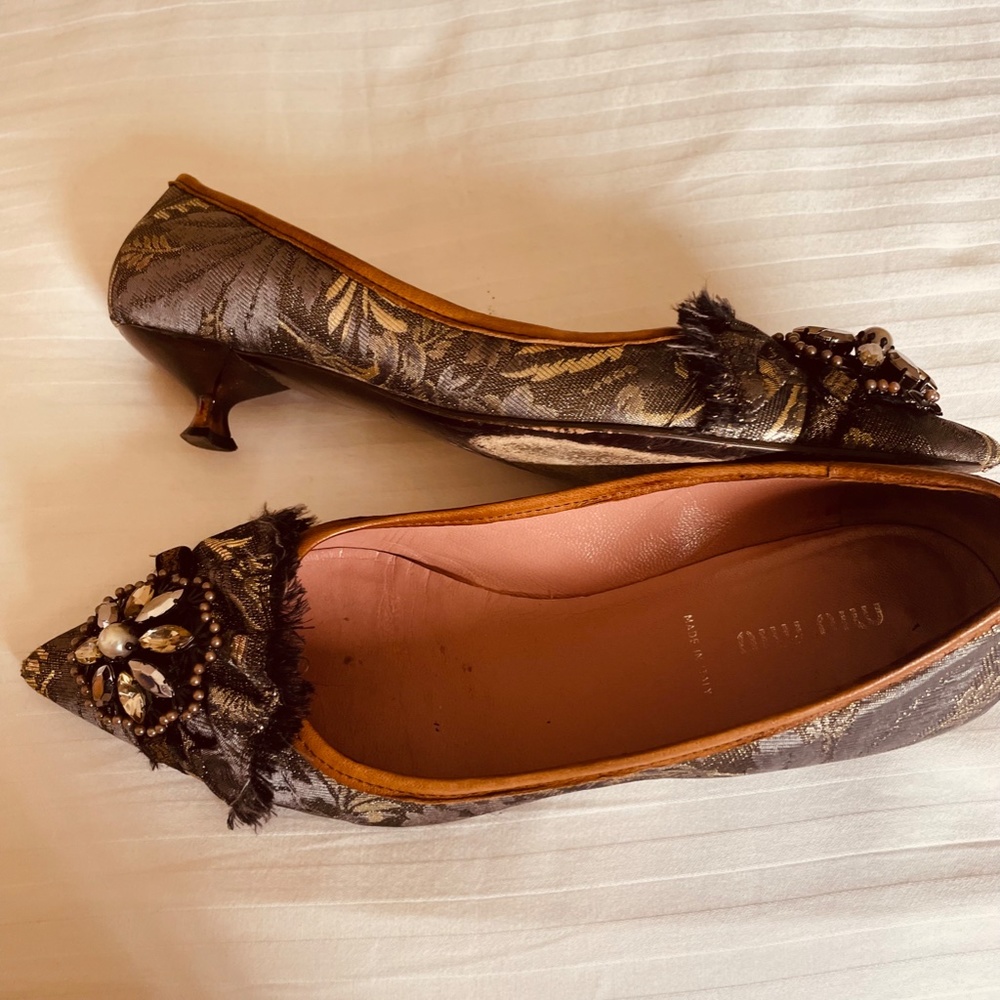 Kitten heel brocade pumps - Picture 2 of 7